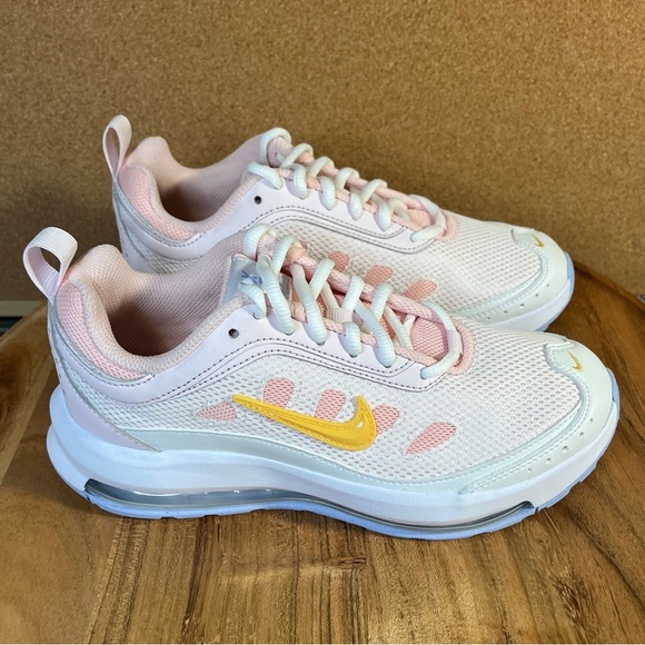 Nike
Air max AP
NWOT - Picture 3 of 9